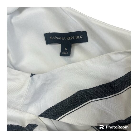 Banana Republic black and white asymmetrical diagonal stripe Size 6 dress - Picture 6 of 11